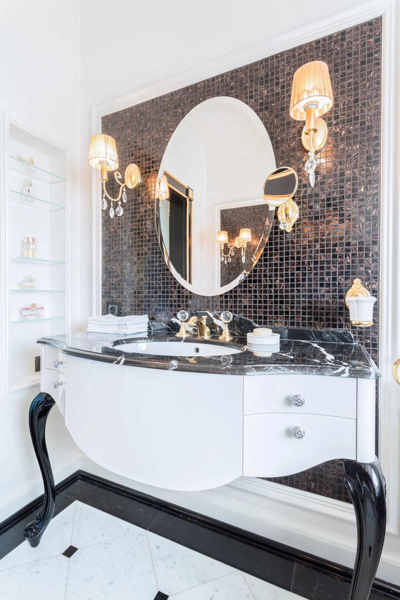 Elegant Vanity Lighting